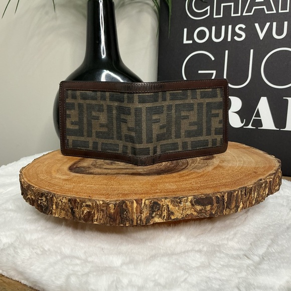 Fendi Bifold Wallet - Picture 3 of 6